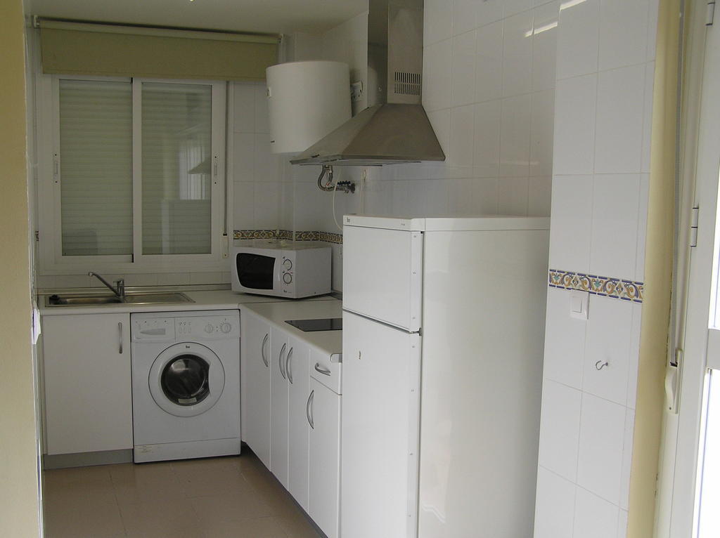 Apartamentos Turísticos los Girasoles Espartinas Quarto foto